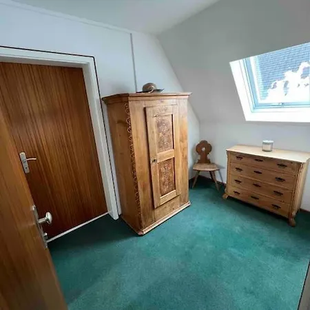 Schoene Maisonette-ferienwohnung Fuer 2-5 Personen - Mit Pool Schönwalde