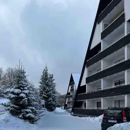 Διαμέρισμα Schoene Maisonette-ferienwohnung Fuer 2-5 Personen - Mit Pool Schönwalde